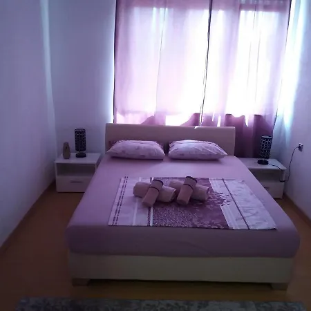 Amela Apartmán